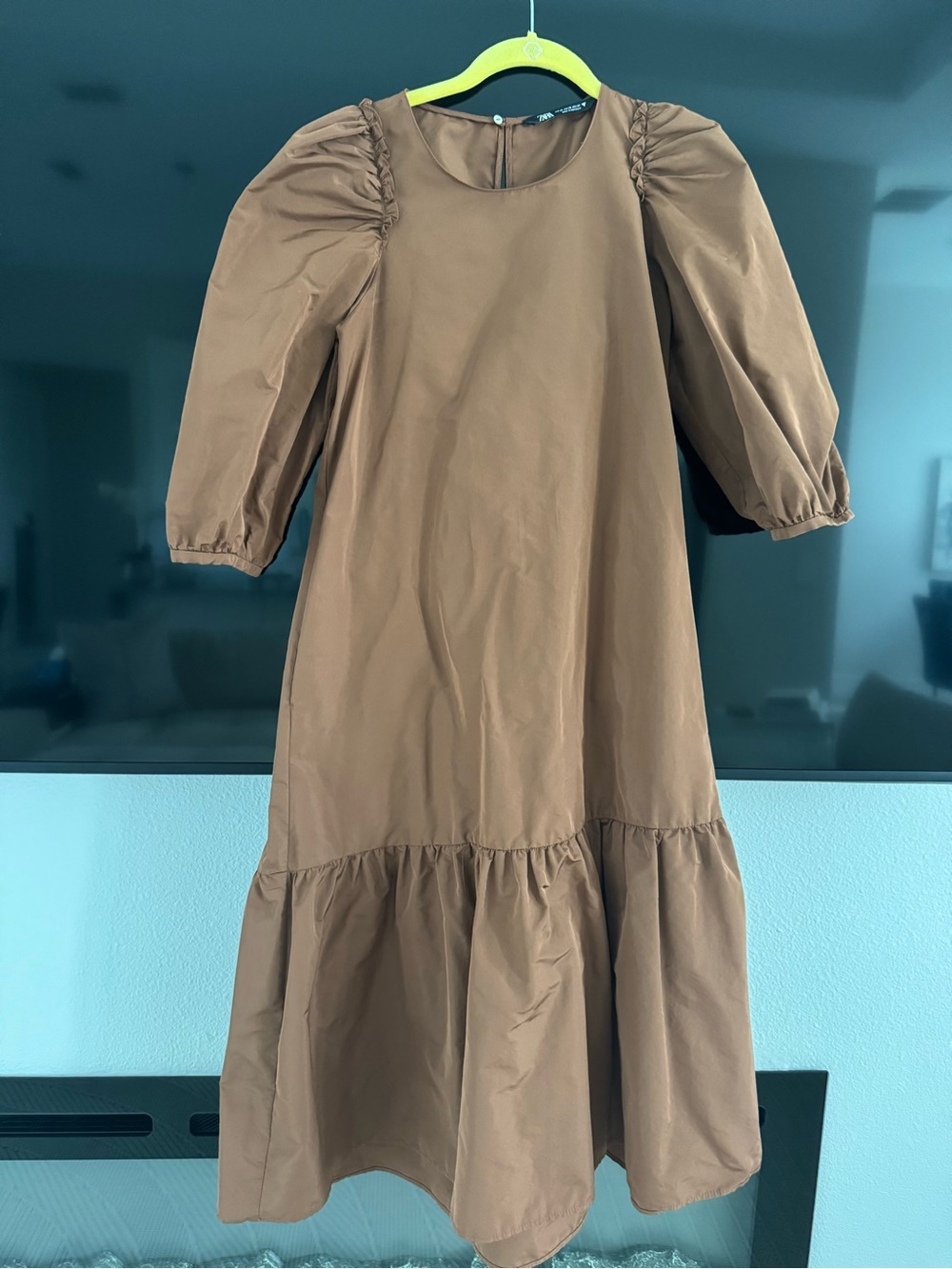 Zara Brown Puff-Sleeve Tiered Dress